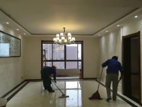 專業保潔服務、開荒保潔、家庭保潔、玻璃清洗等服務